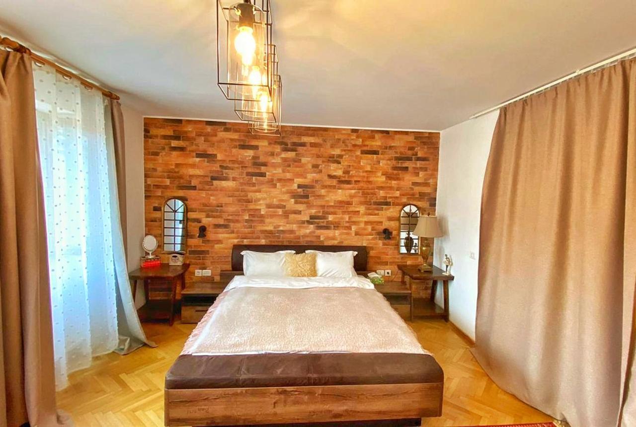 Center Bed And Beyond Apartment *