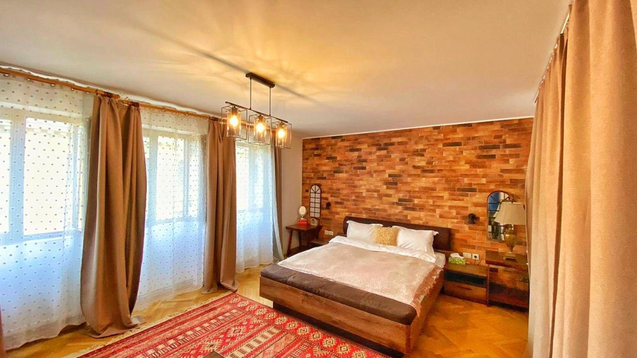 Apartment Center Bed And Beyond